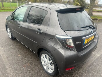 Used Toyota Yaris 2012 for sale - 76594629: Photo