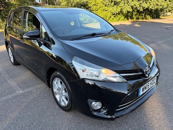 Used Toyota Verso 2015 for sale - 79091614: Photo
