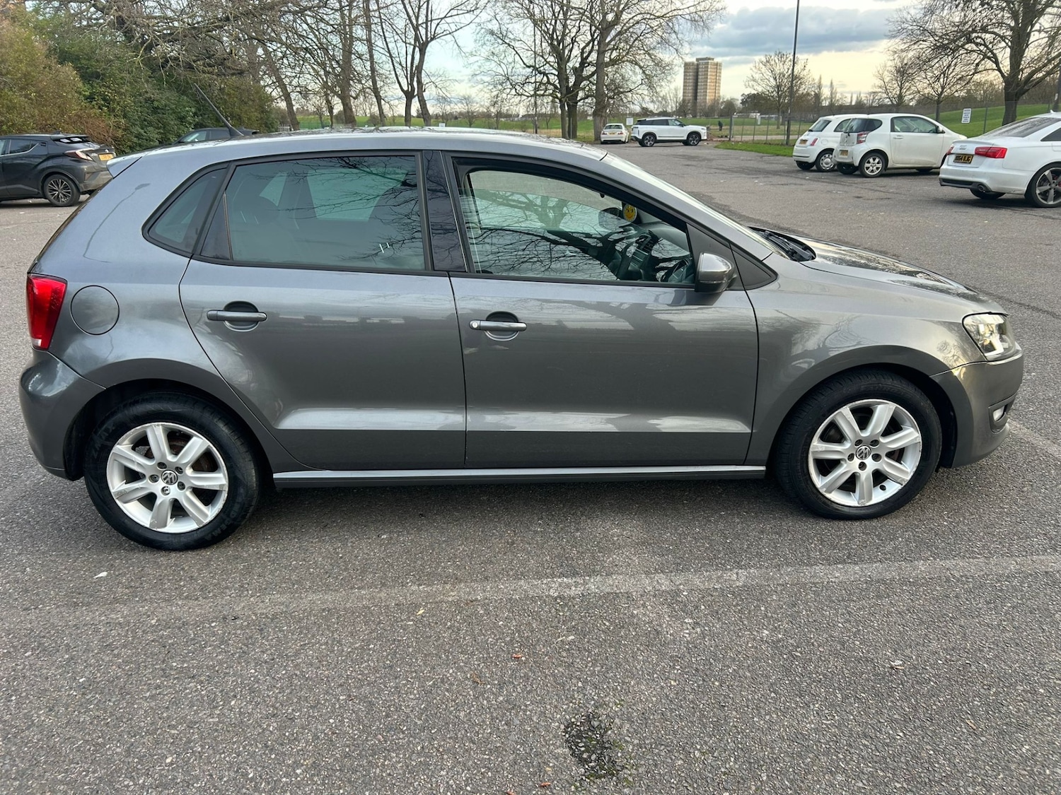 Used Volkswagen Polo 2012 for sale - 77558811: Photo 2