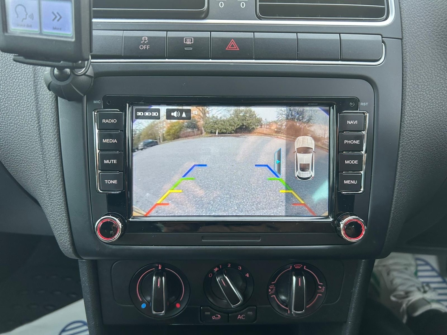 Used Volkswagen Polo 2012 for sale - 77558811: Photo 23