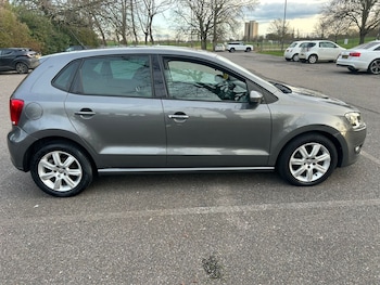 Used Volkswagen Polo 2012 for sale - 77558811: Photo