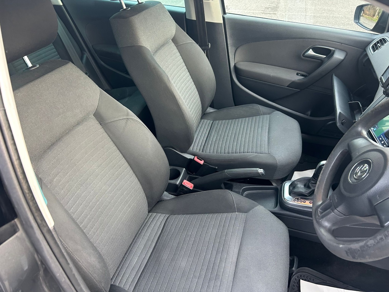 Used Volkswagen Polo 2012 for sale - 77558811: Photo 9