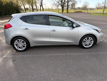 Used Kia Ceed 2014 for sale - 78060441: Photo