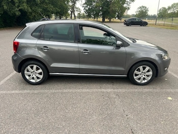 Used Volkswagen Polo 2012 for sale - 75498498: Photo