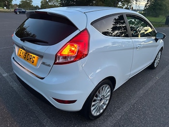Used Ford Fiesta 2015 for sale - 76218198: Photo 3