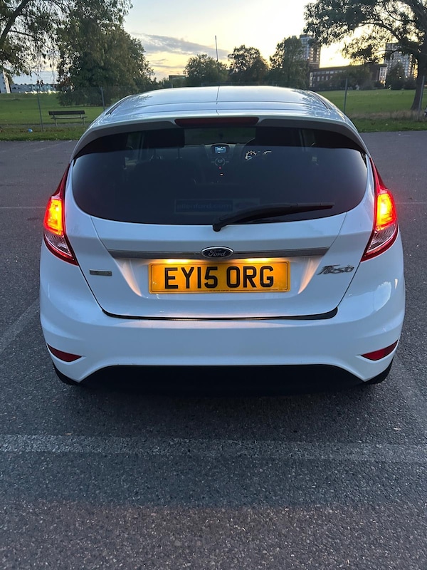 Used Ford Fiesta 2015 for sale - 76218198: Photo 4