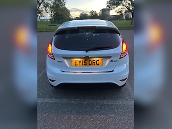 Used Ford Fiesta 2015 for sale - 76218198: Photo 4