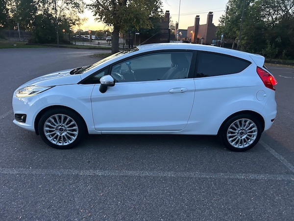 Used Ford Fiesta 2015 for sale - 76218198: Photo 6