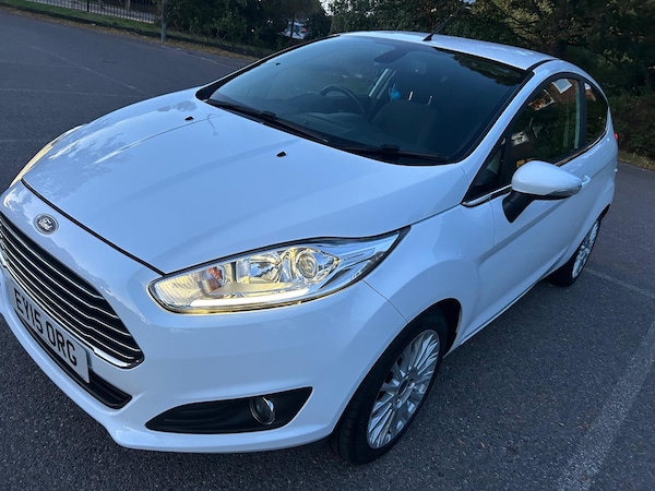 Used Ford Fiesta 2015 for sale - 76218198: Photo 7