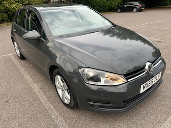 Used Volkswagen Golf 2015 for sale - 75575751: Photo