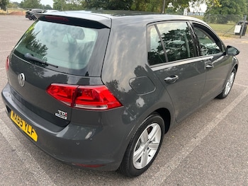 Used Volkswagen Golf 2015 for sale - 75575751: Photo