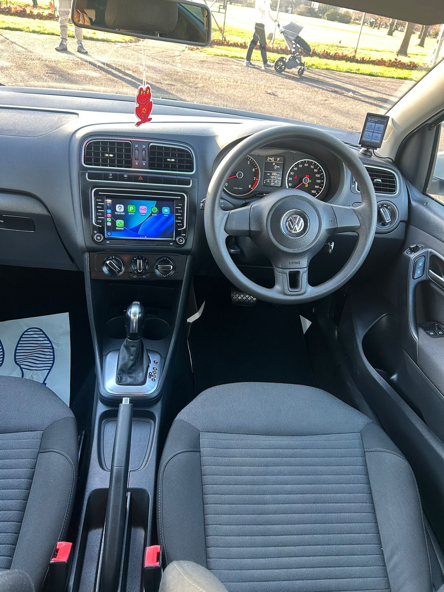 Used Volkswagen Polo 2014 for sale - 76942298: Photo 18