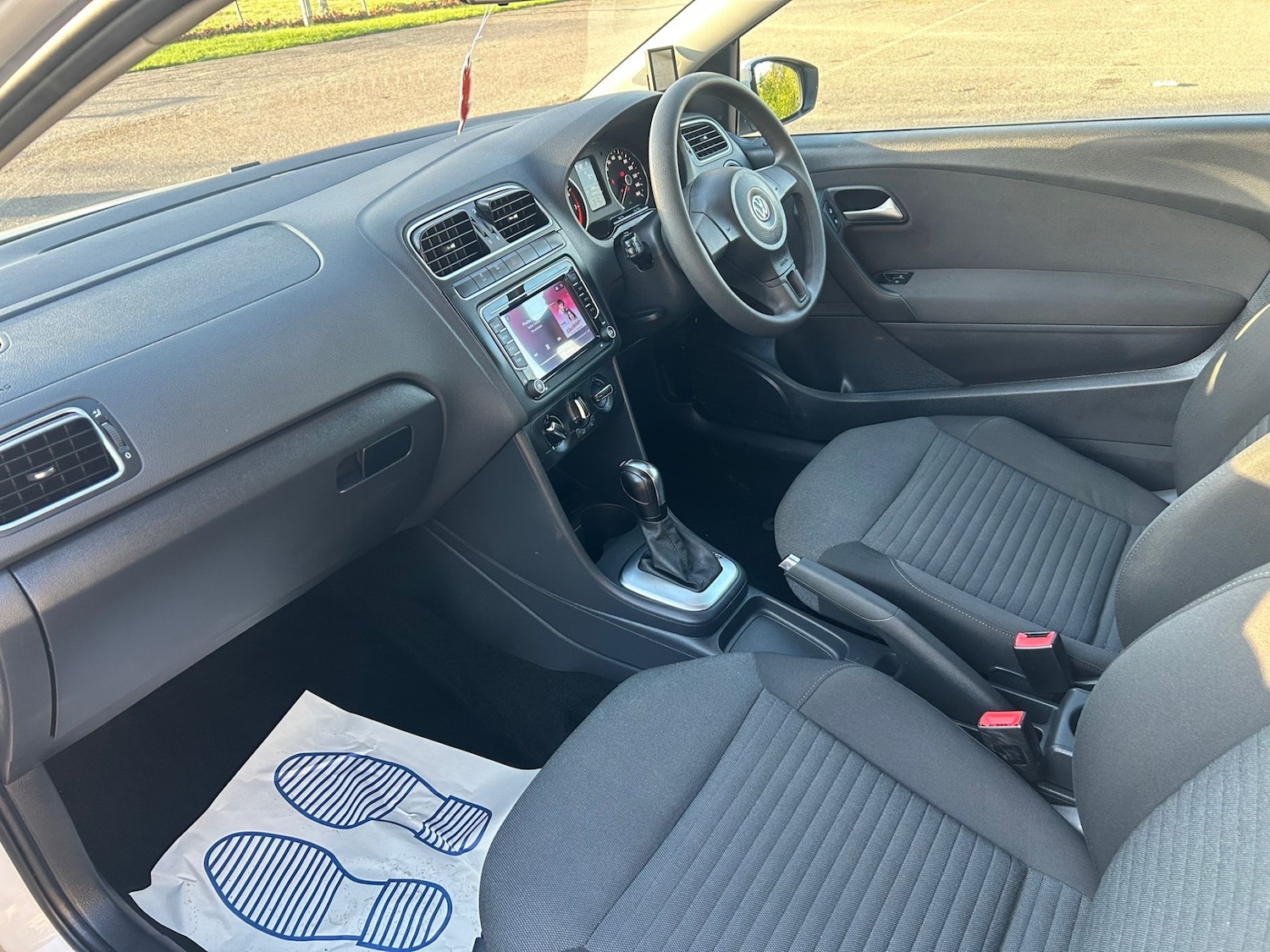 Used Volkswagen Polo 2014 for sale - 76942298: Photo 19