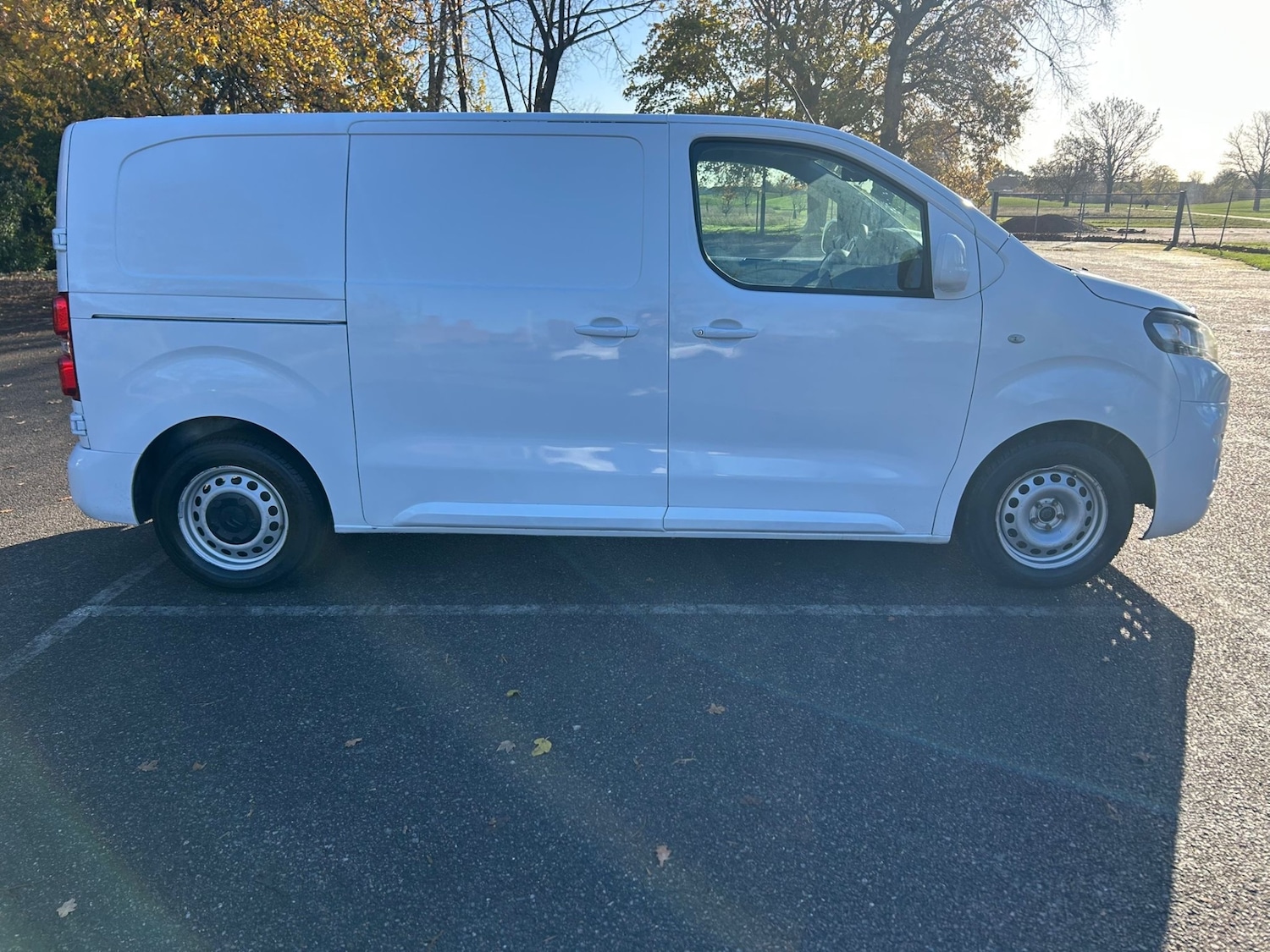 Used Citroen Dispatch 2018 for sale - 76757189: Photo 2