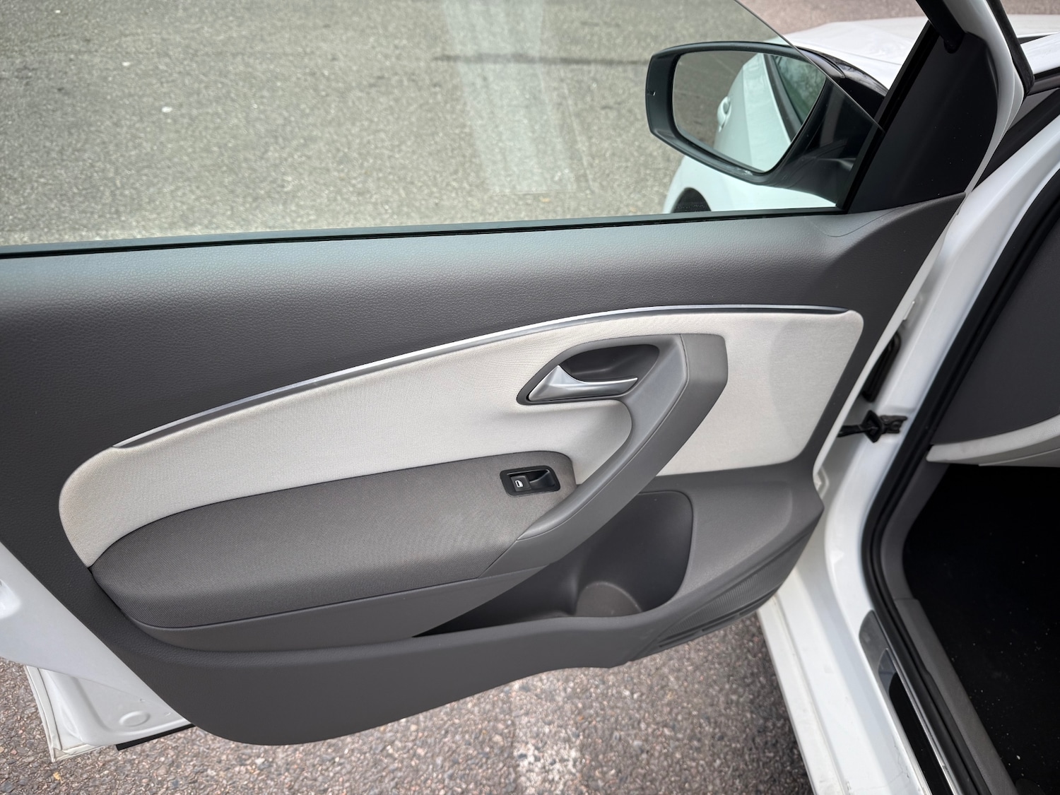 Used Volkswagen Polo 2015 for sale - 77165466: Photo 12