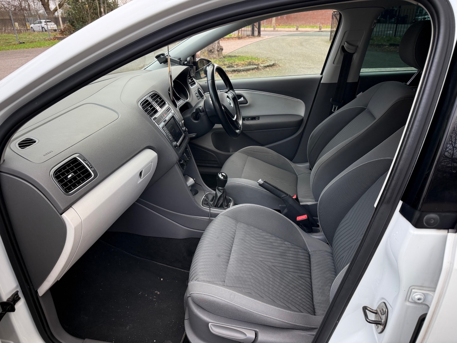 Used Volkswagen Polo 2015 for sale - 77165466: Photo 17