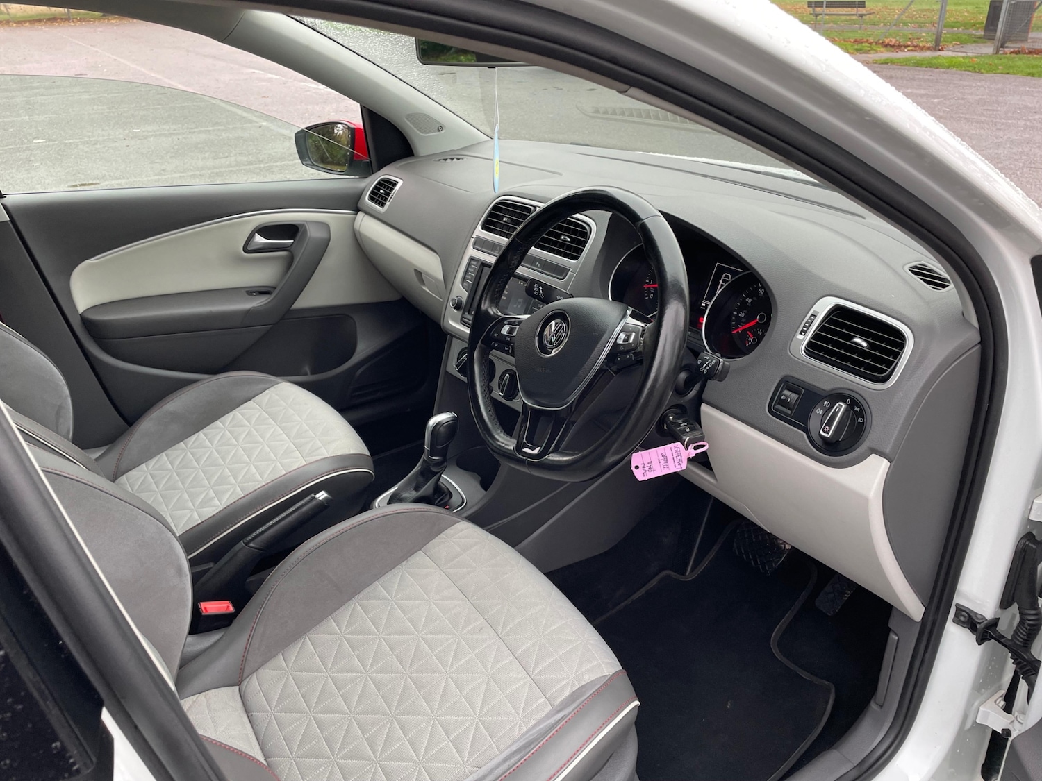 Used Volkswagen Polo 2017 for sale - 76589192: Photo 10