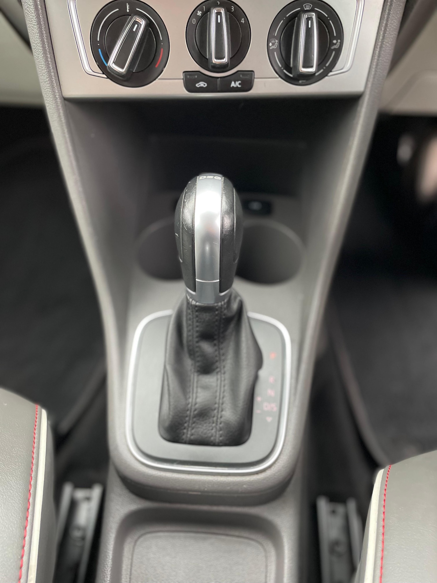 Used Volkswagen Polo 2017 for sale - 76589192: Photo 18