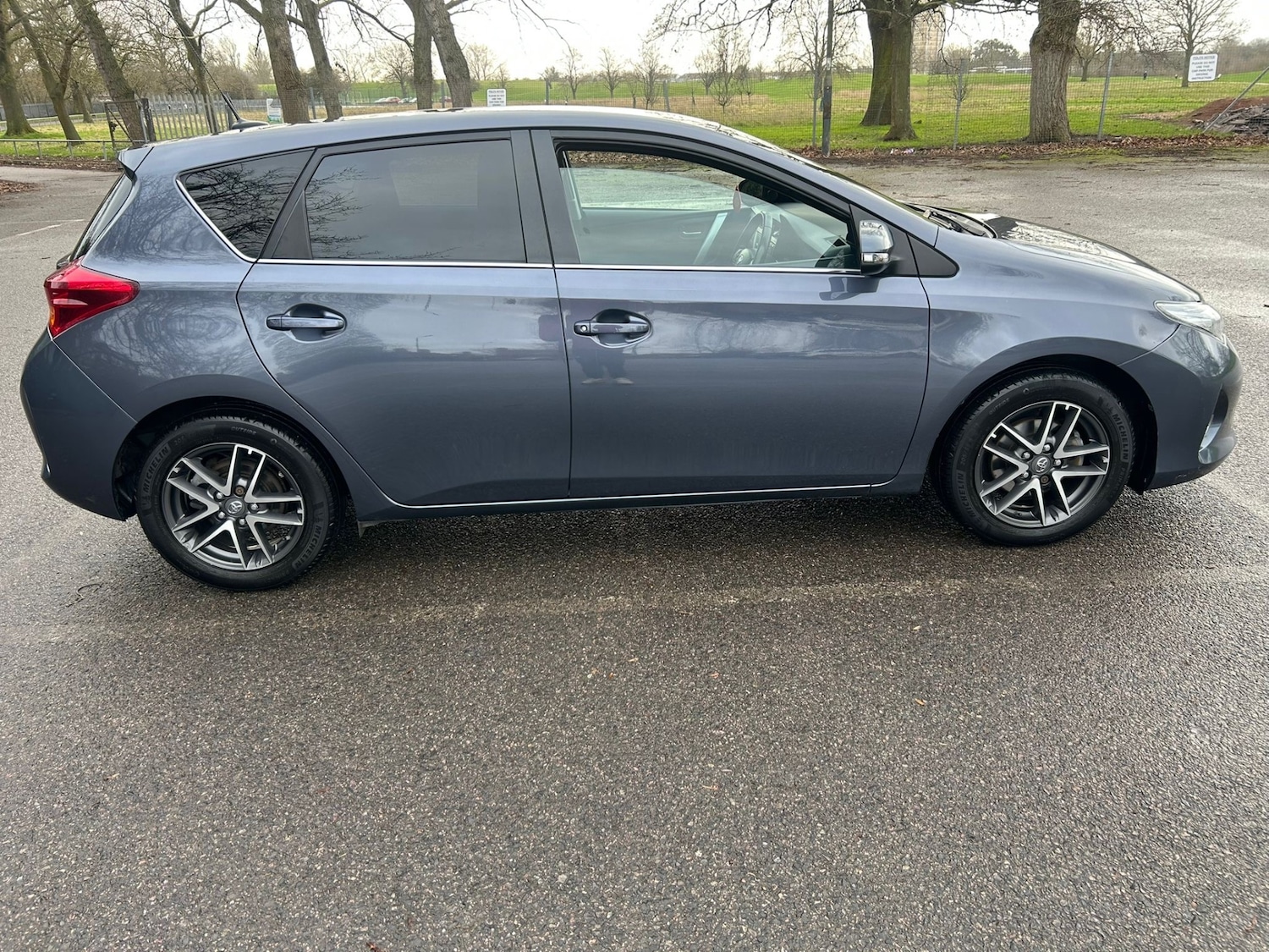 Used Toyota Auris 2015 for sale - 77629154: Photo 2