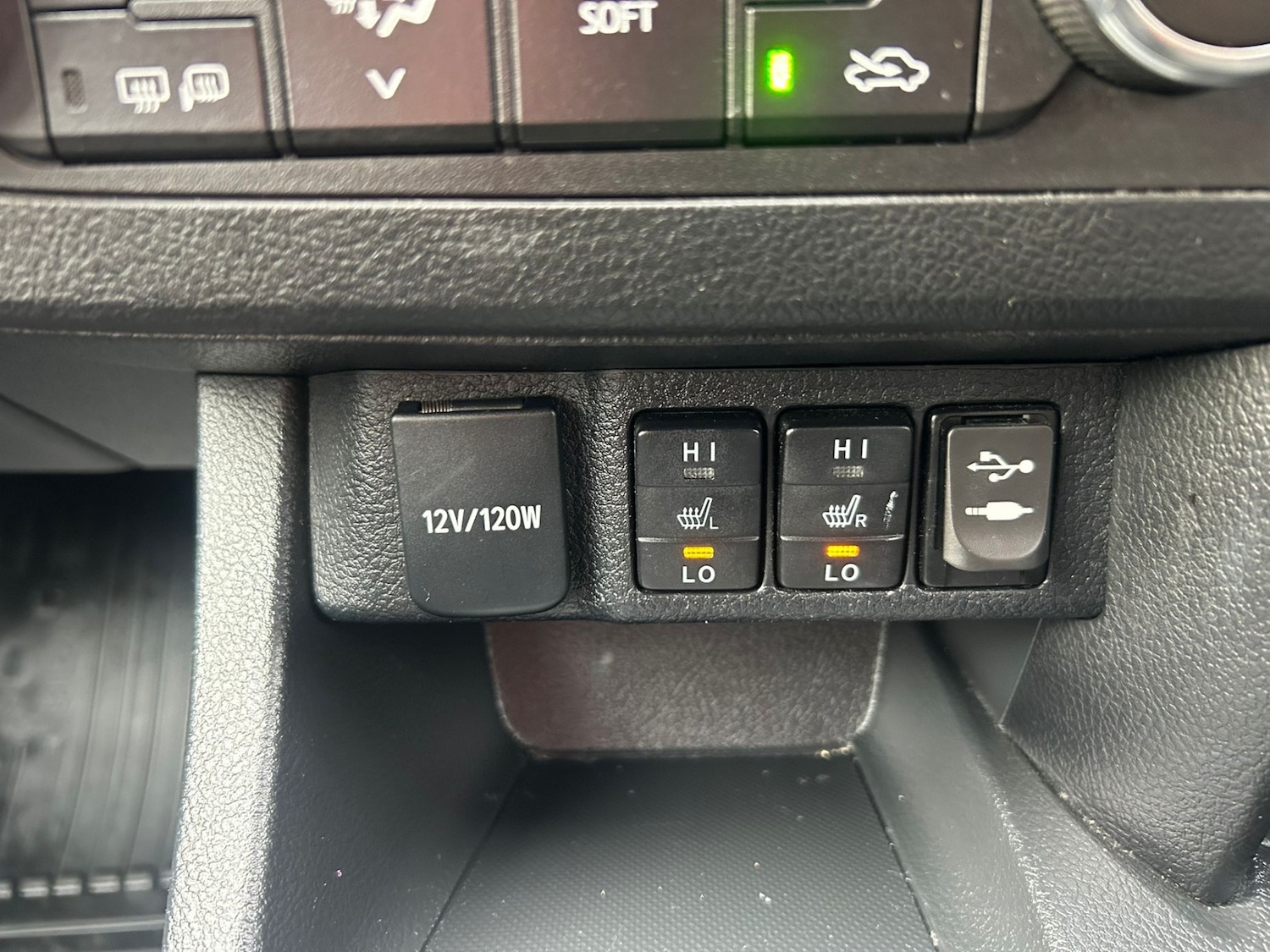 Used Toyota Auris 2015 for sale - 77629154: Photo 21