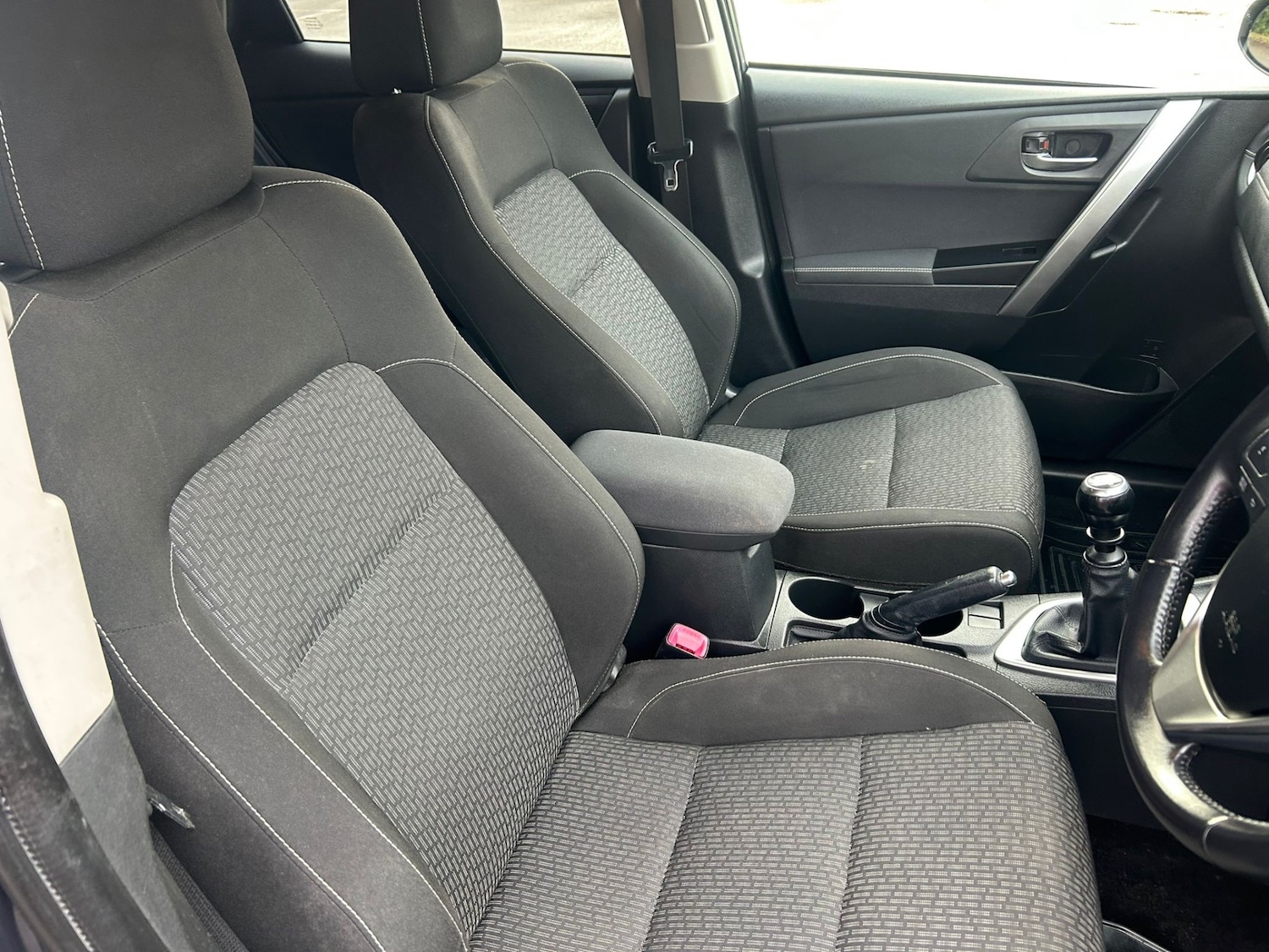 Used Toyota Auris 2015 for sale - 77629154: Photo 9