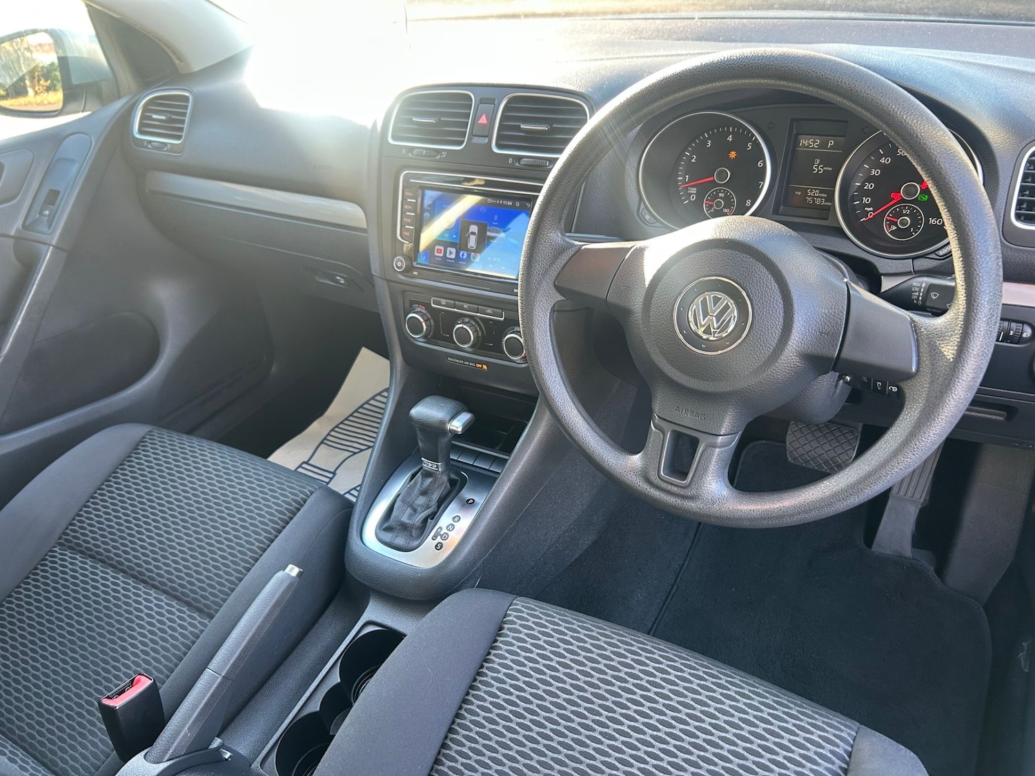 Used Volkswagen Golf 2010 for sale - 76758743: Photo 10