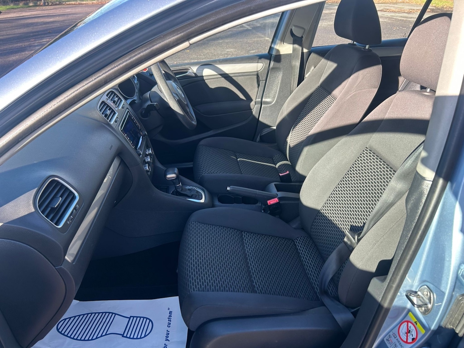 Used Volkswagen Golf 2010 for sale - 76758743: Photo 12