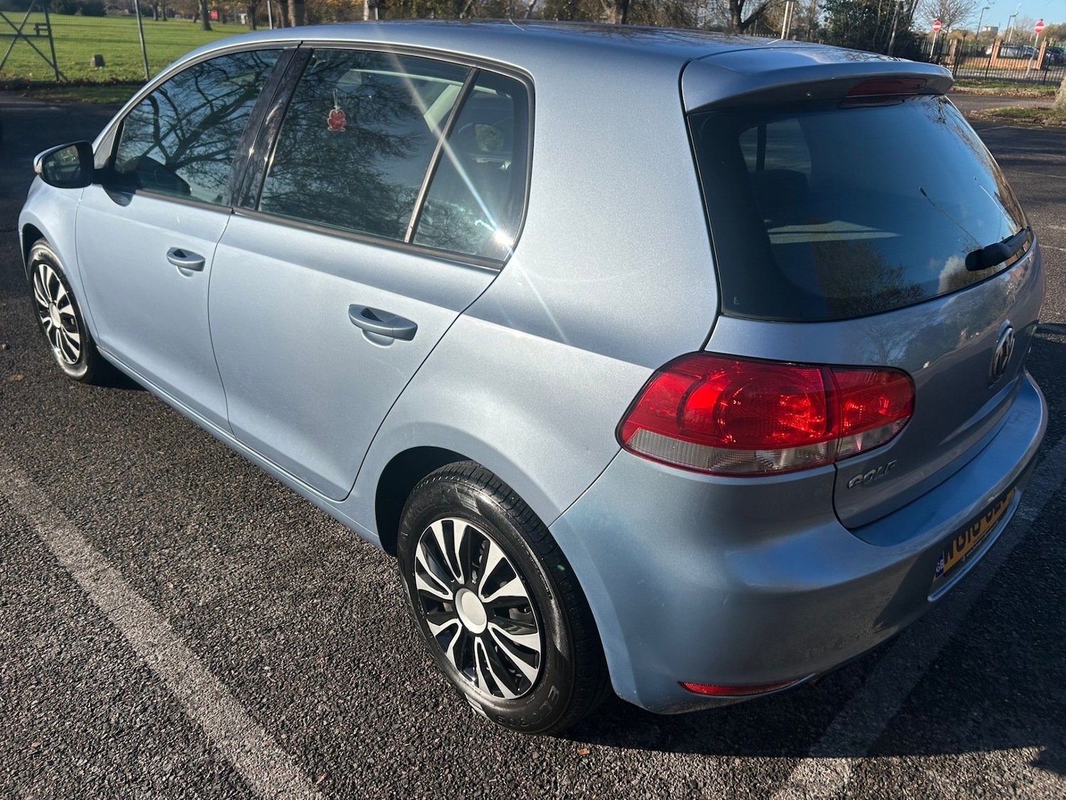 Used Volkswagen Golf 2010 for sale - 76758743: Photo 5