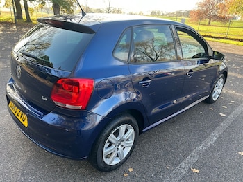 Used Volkswagen Polo 2013 for sale - 76526149: Photo
