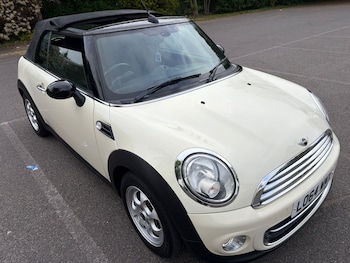 Used MINI Convertible 2014 for sale - 78384894: Photo