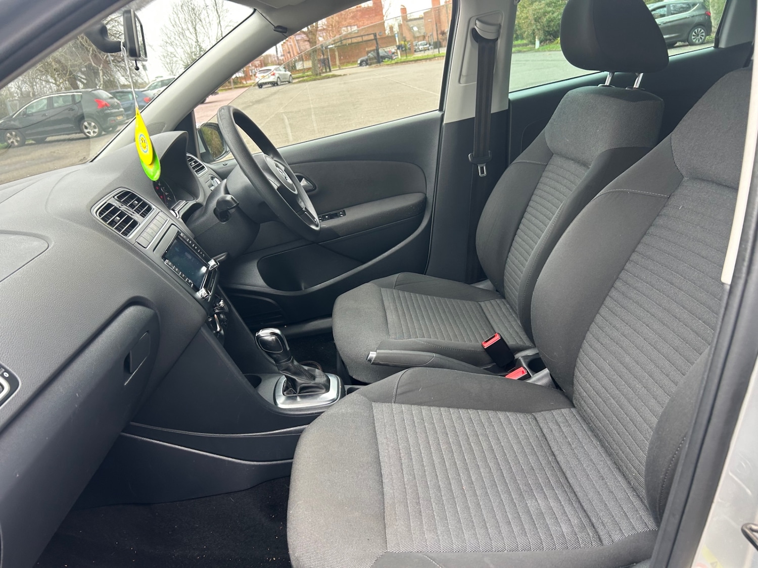 Used Volkswagen Polo 2012 for sale - 77707947: Photo 14