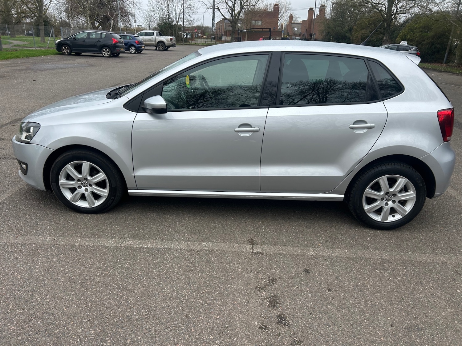 Used Volkswagen Polo 2012 for sale - 77707947: Photo 6