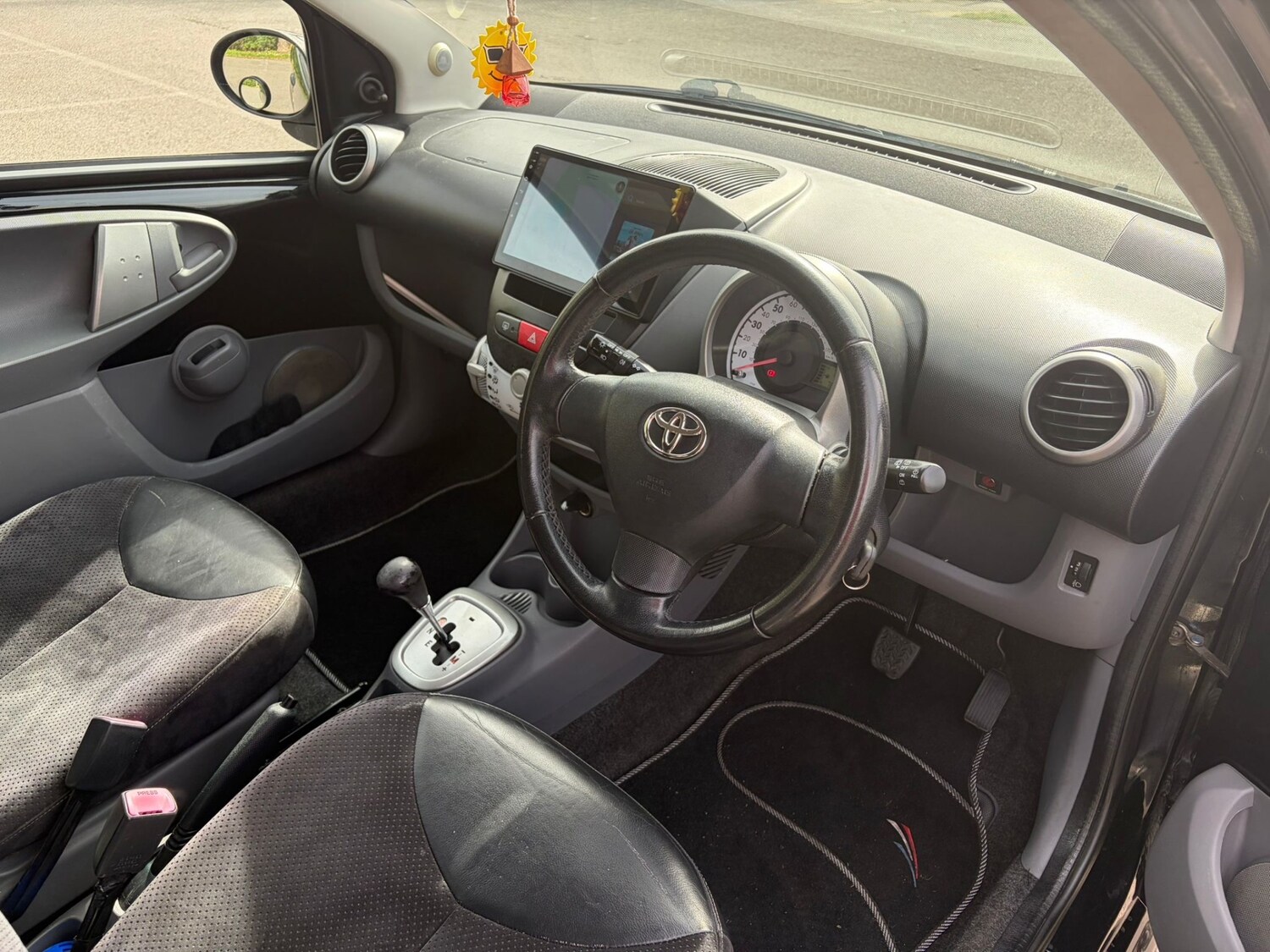 Used Toyota AYGO 2010 for sale - 78145974: Photo 12