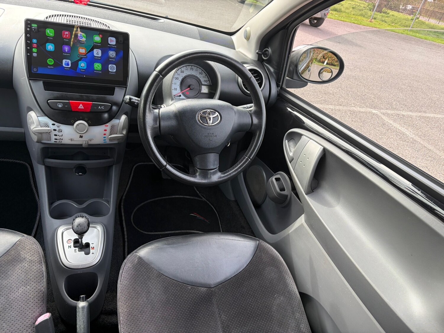 Used Toyota AYGO 2010 for sale - 78145974: Photo 17