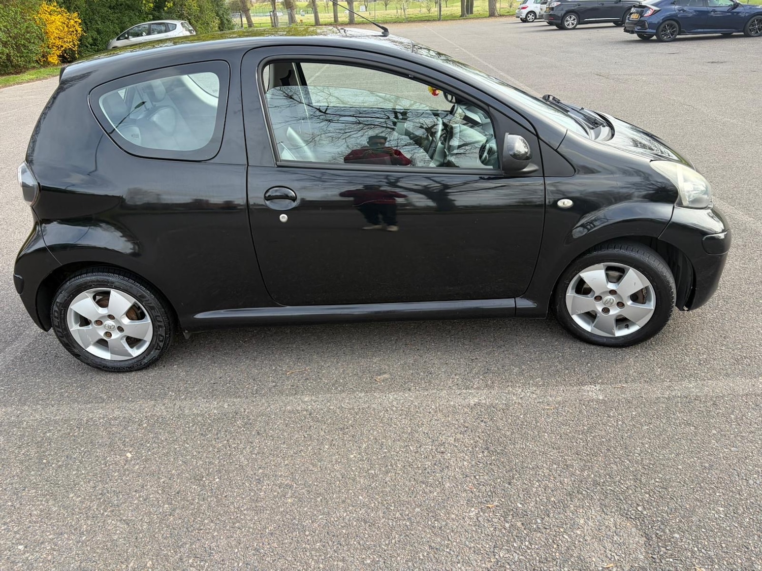 Used Toyota AYGO 2010 for sale - 78145974: Photo 2
