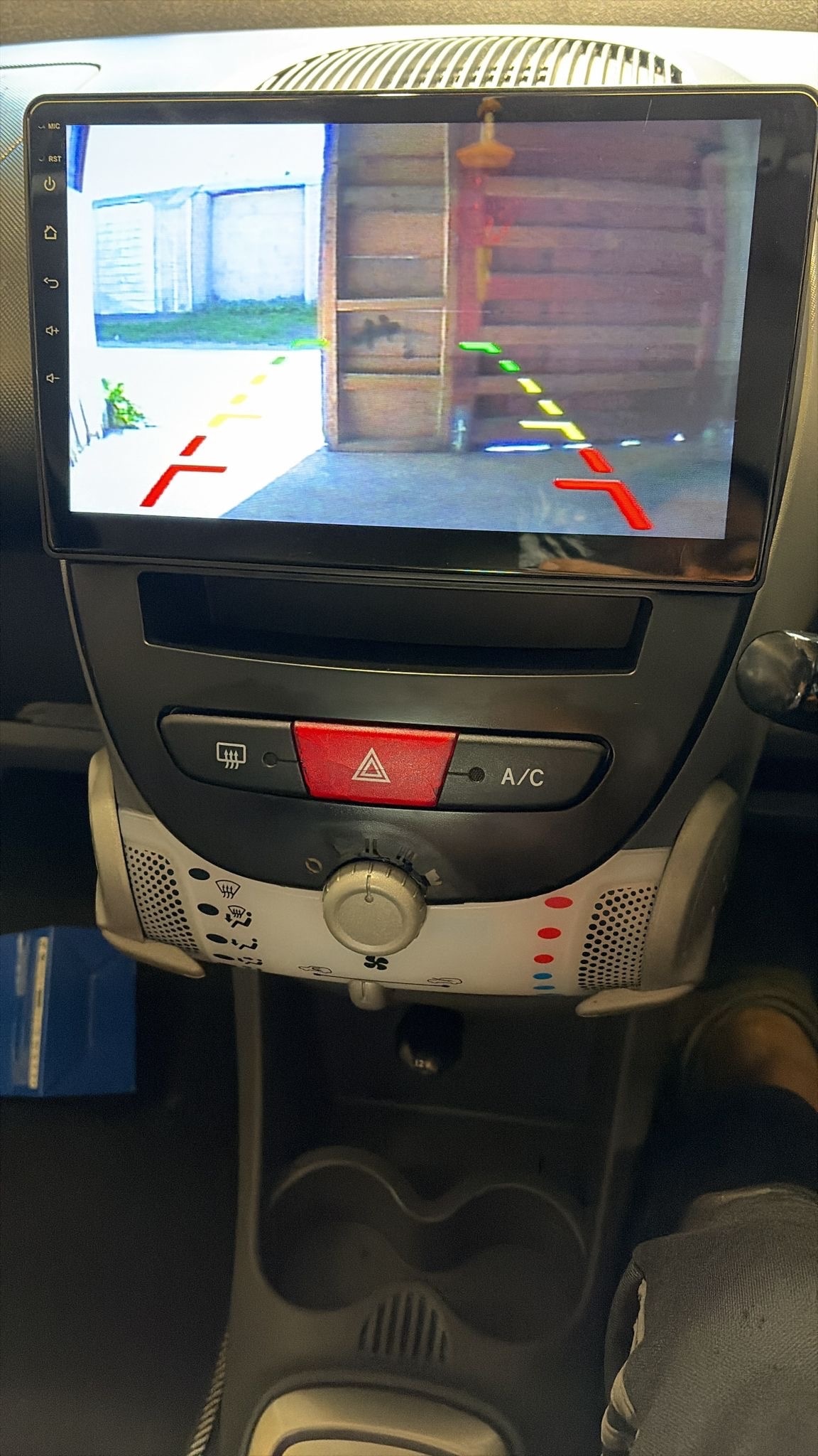 Used Toyota AYGO 2010 for sale - 78145974: Photo 9