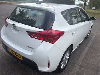 Used Toyota Auris 2015 for sale - 79808921: Photo