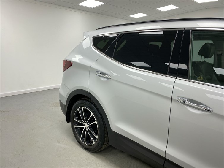 Used Hyundai Santa Fe 2018 for sale - 78172193: Photo 12