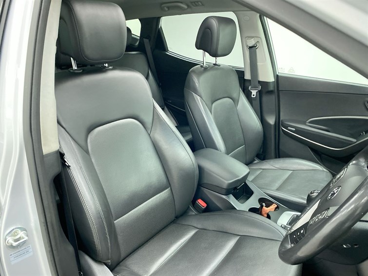 Used Hyundai Santa Fe 2018 for sale - 78172193: Photo 32