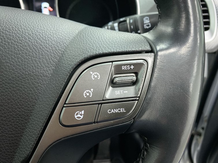 Used Hyundai Santa Fe 2018 for sale - 78172193: Photo 40