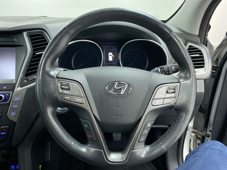 Used Hyundai Santa Fe 2018 for sale - 78172193: Photo 42