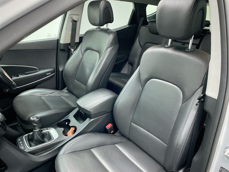 Used Hyundai Santa Fe 2018 for sale - 78172193: Photo 49