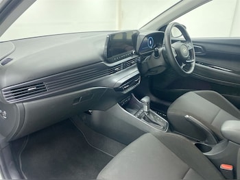 Used Hyundai BAYON 2025 for sale - 79454679: Photo