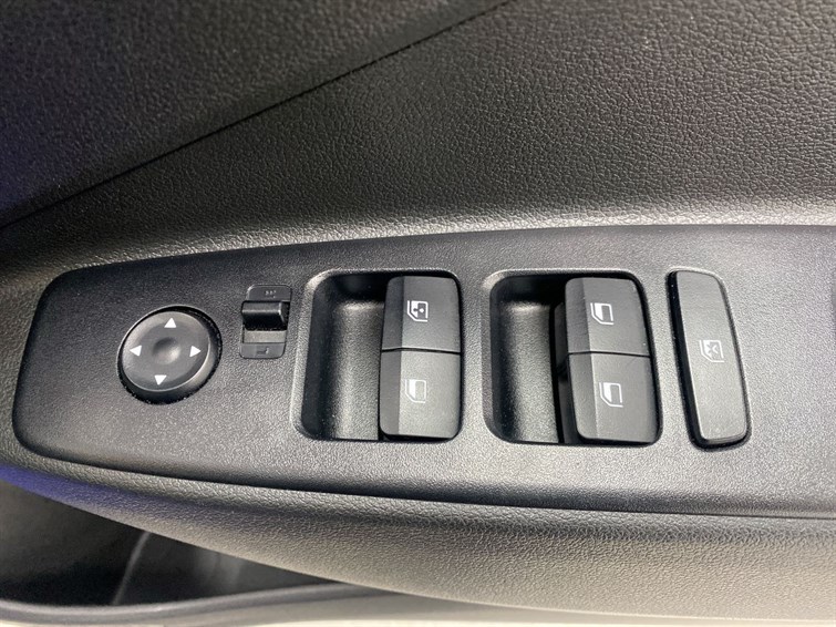 Used Hyundai i10 2023 for sale - 78081417: Photo 34