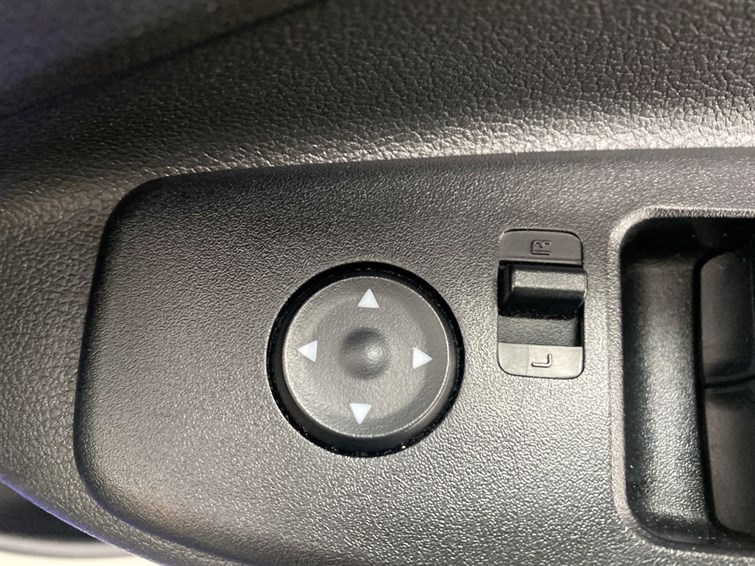 Used Hyundai i10 2023 for sale - 78081417: Photo 35