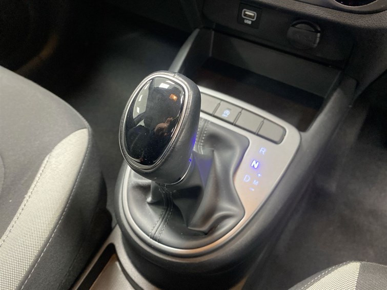 Used Hyundai i10 2023 for sale - 78081417: Photo 48