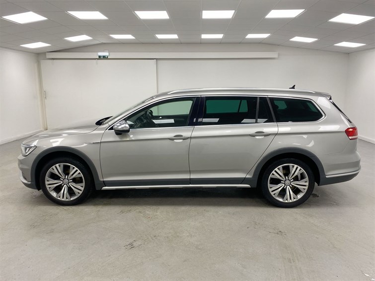 Used Volkswagen Passat 2016 for sale - 77627022: Photo 13