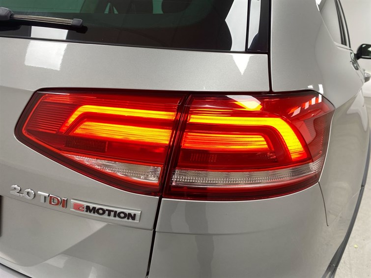 Used Volkswagen Passat 2016 for sale - 77627022: Photo 22