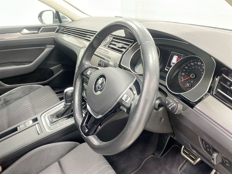 Used Volkswagen Passat 2016 for sale - 77627022: Photo 43