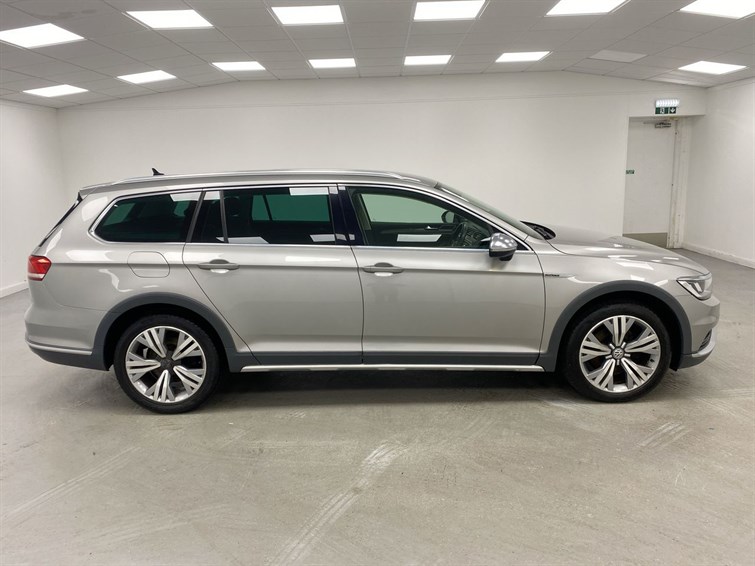 Used Volkswagen Passat 2016 for sale - 77627022: Photo 5